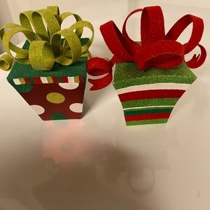 Christmas gift box decorations